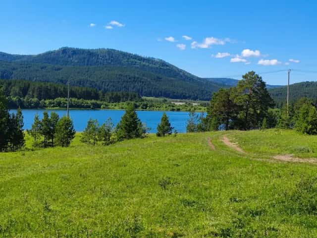 Участок в рес. Башкирия, Белорецкий р-н, радом с Тирлянским вдхр. до воды - 150м. ~25 соток. ,